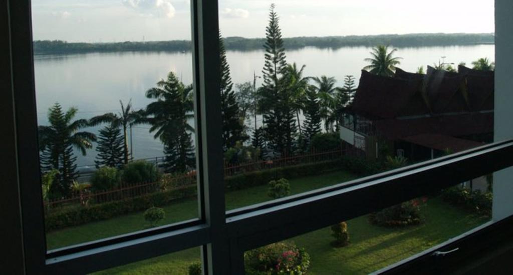Straits View Hotel Jb Johor Bahru Exterior photo
